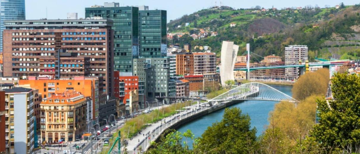 A 5 Minutos Andando Del Casco Viejo, Ayuntamiento, Plaza Circular Y Gran Via De Bilbao Y Proximo A Las 2 Lineas De Metro Exteriér fotografie